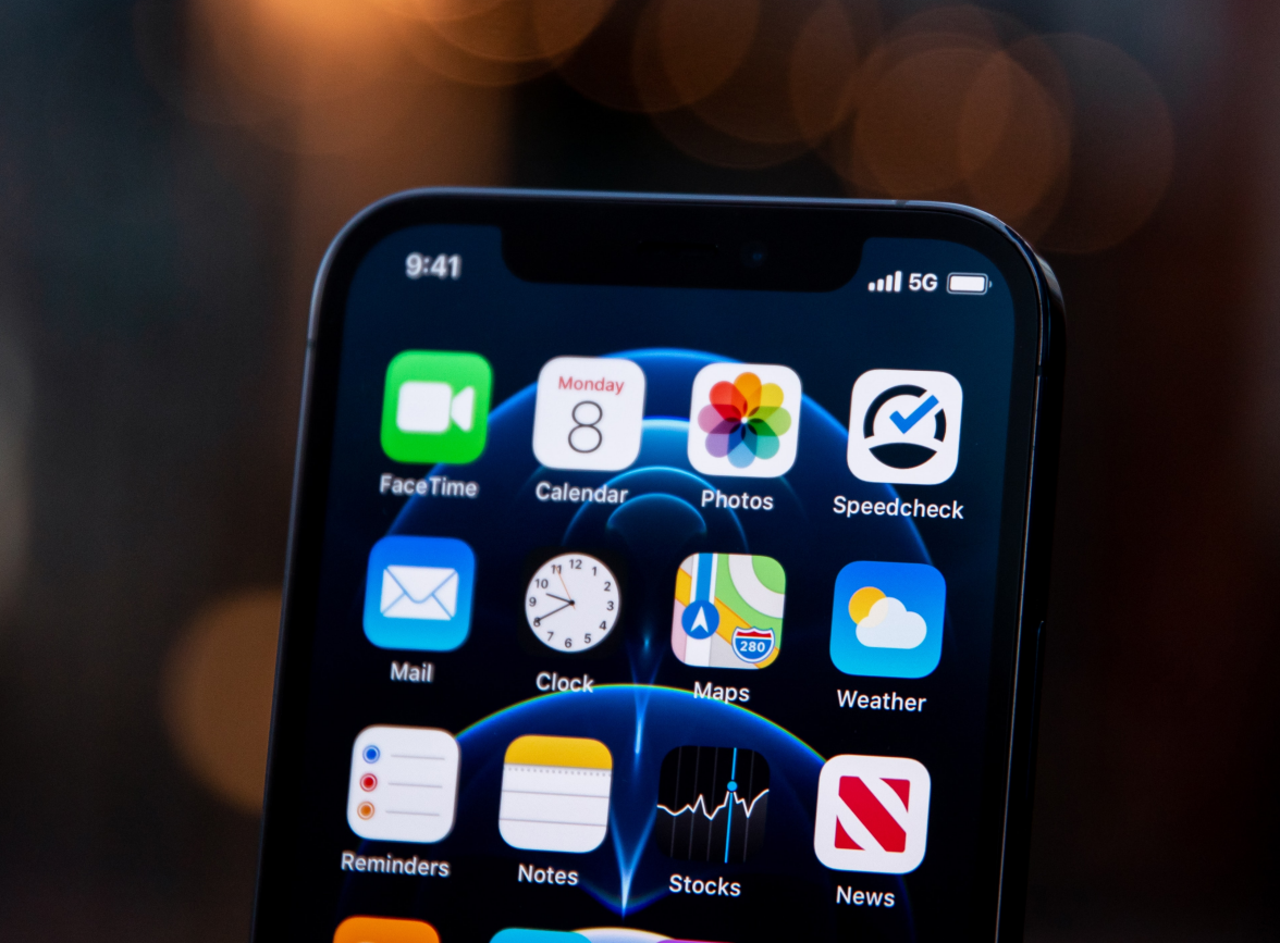 玉门苹果手机维修分享为什么 iPhone 12 在冬季会自动关机 
